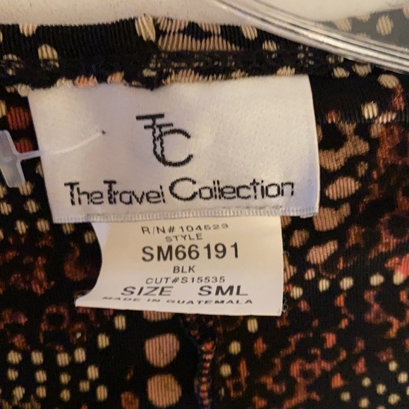 Midsize sleeves size small with black from underneath - Picture 3 of 3